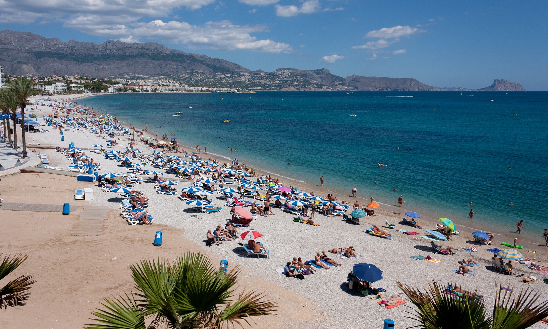 Luxe vierpersoons vakantie appartement te huur in Albir