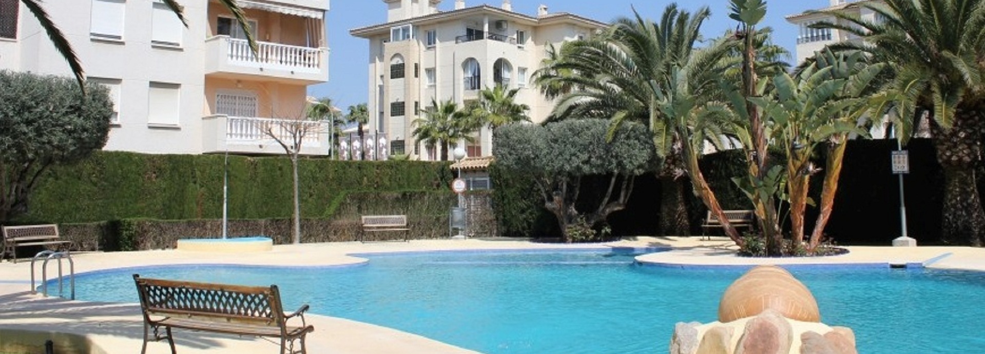 luxe vierpersoons vakantie appartement te huur in Albir